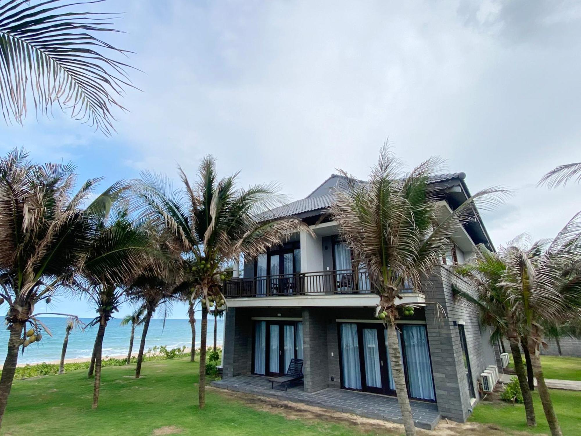 Starlight Villa Beach Resort & Spa Phan Thiet Exteriör bild