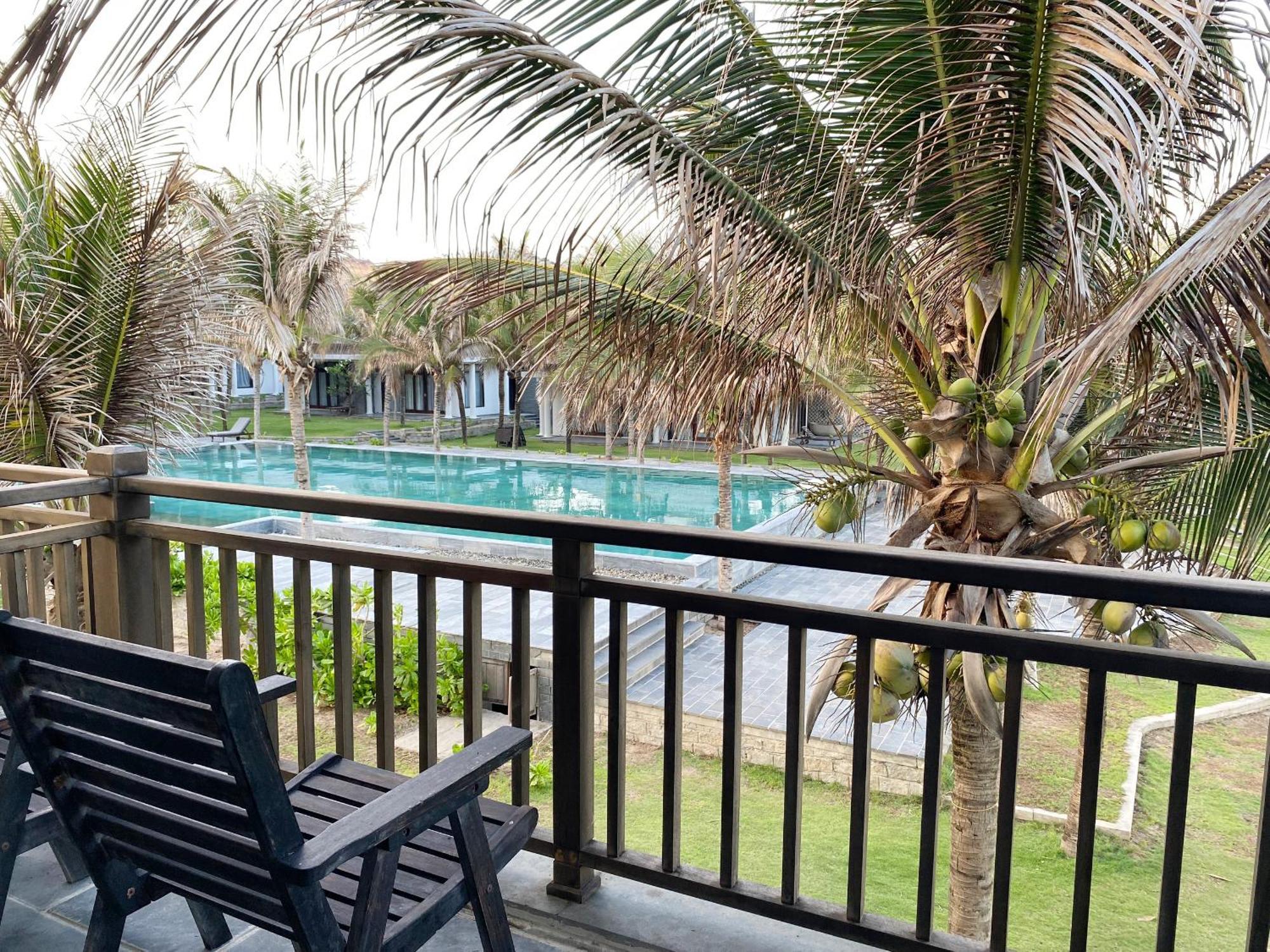 Starlight Villa Beach Resort & Spa Phan Thiet Exteriör bild