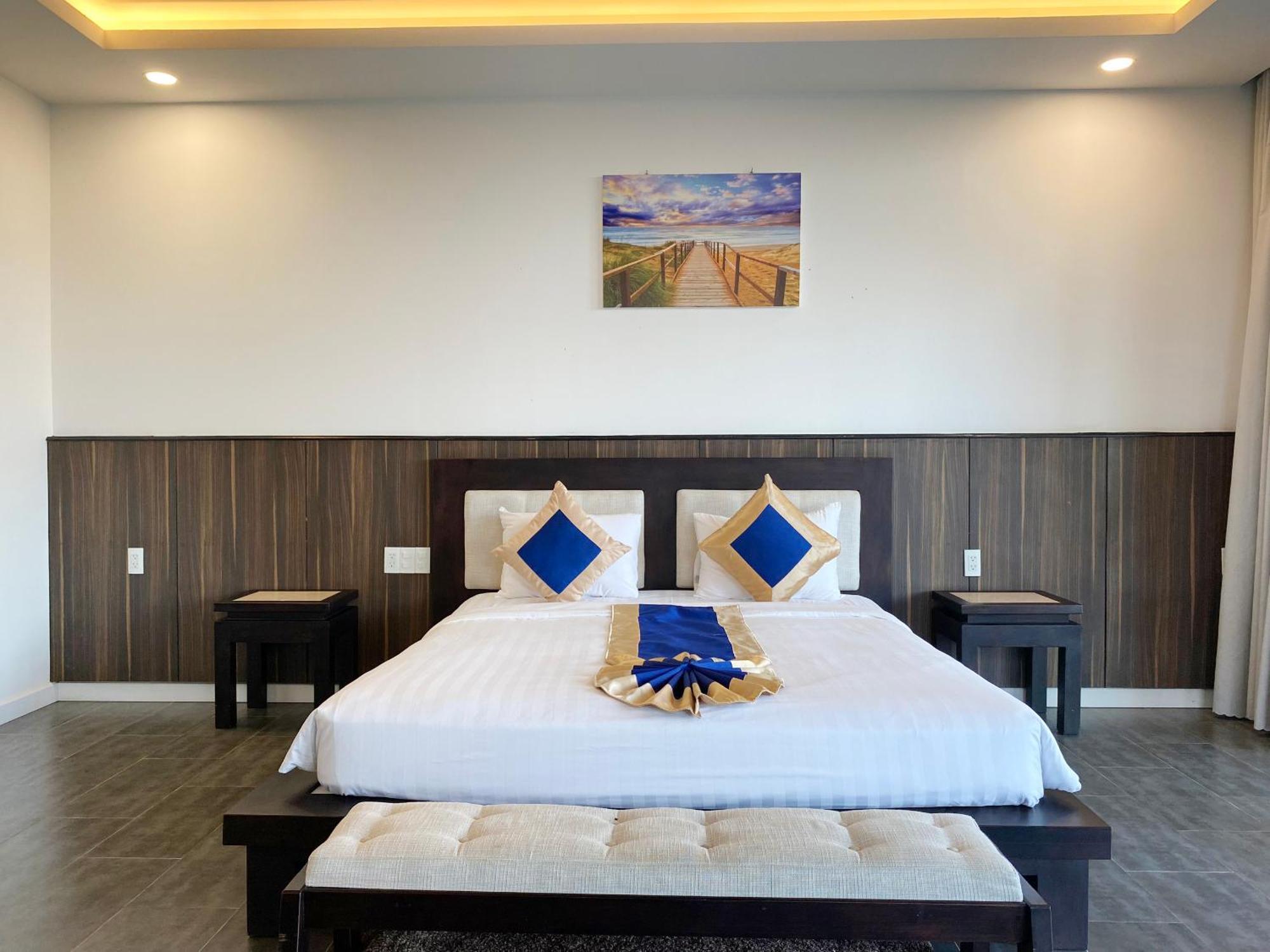 Starlight Villa Beach Resort & Spa Phan Thiet Exteriör bild