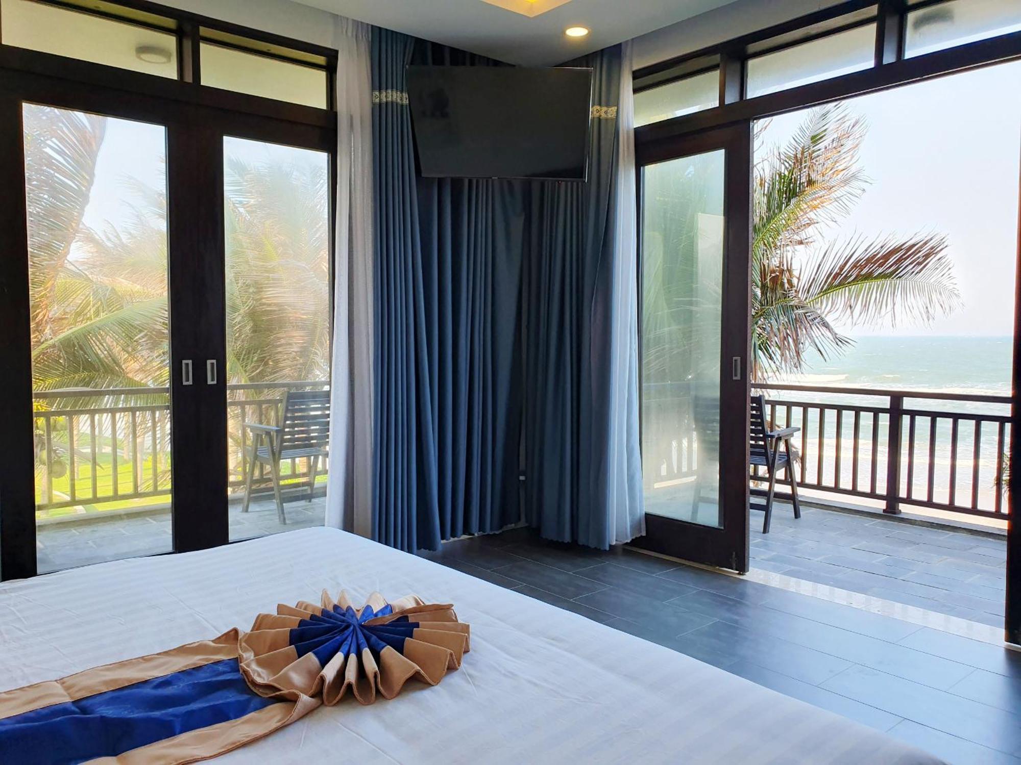 Starlight Villa Beach Resort & Spa Phan Thiet Exteriör bild