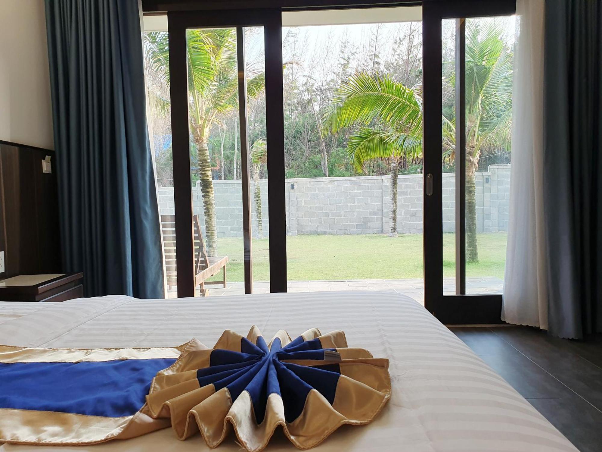 Starlight Villa Beach Resort & Spa Phan Thiet Exteriör bild